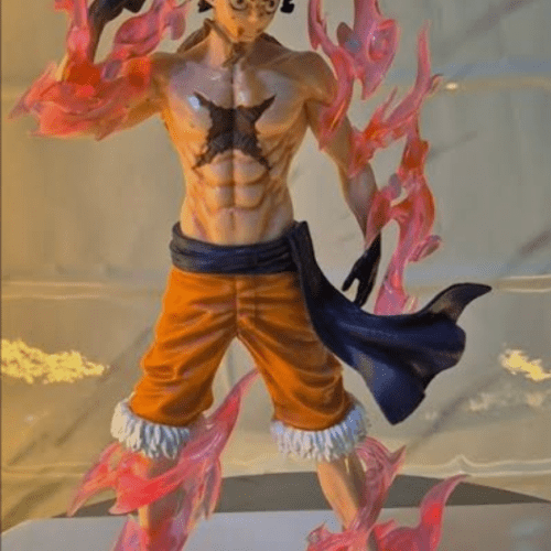 Alternative view of Monkey D Luffy Figure